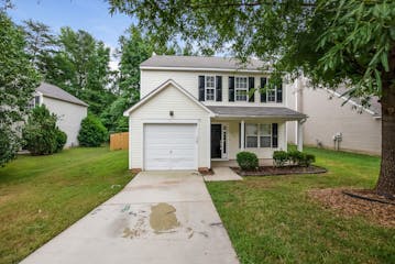 7929 Bristle Ln Charlotte, NC 28214